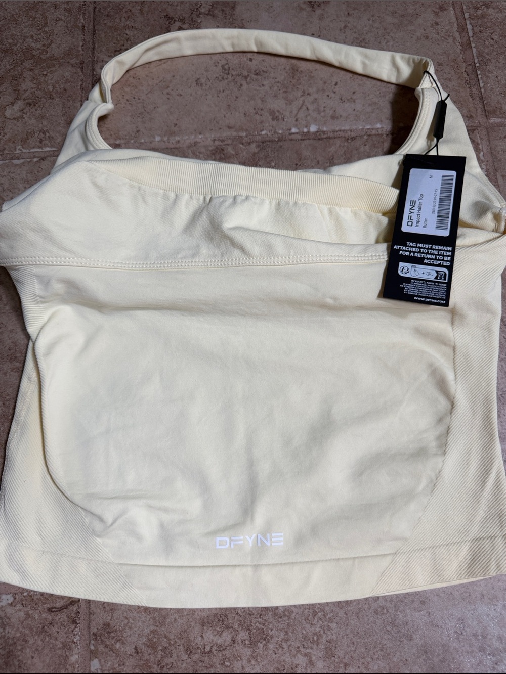 DFYNE Butter Yellow Set - Size M - New with Tags - Picture 4 of 5